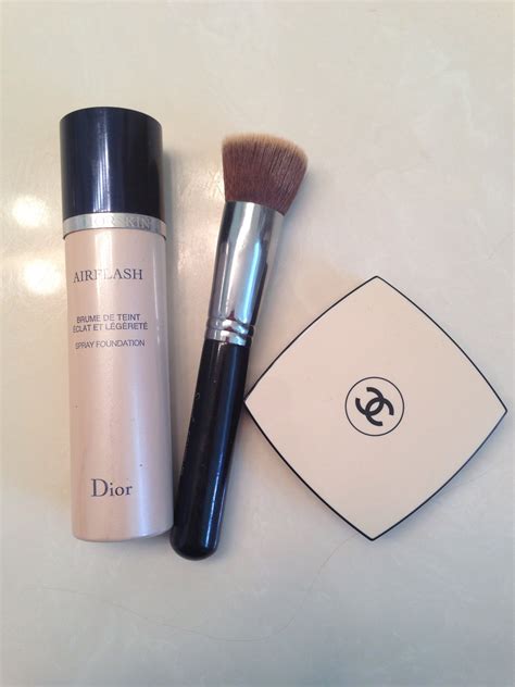 dior airflash makeup brush